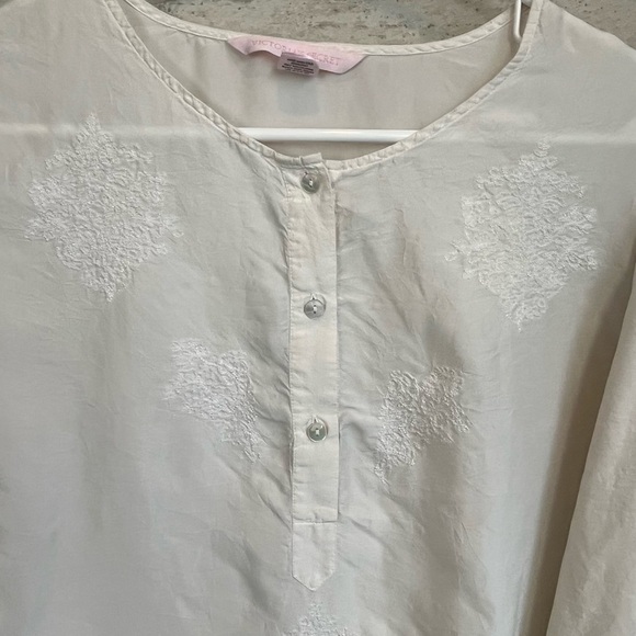 Vintage Victoria's Secret 100% Silk Ivory Embroidered Sz L Top Boho Romantic - Picture 5 of 16